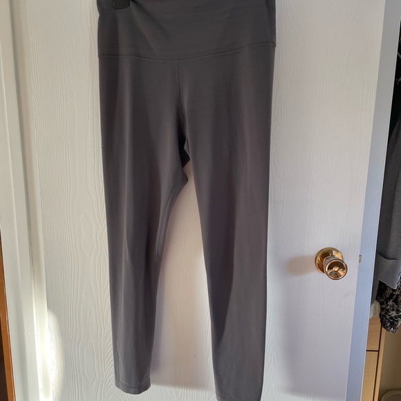 tna leggings - worn twice - Picture 2 of 3